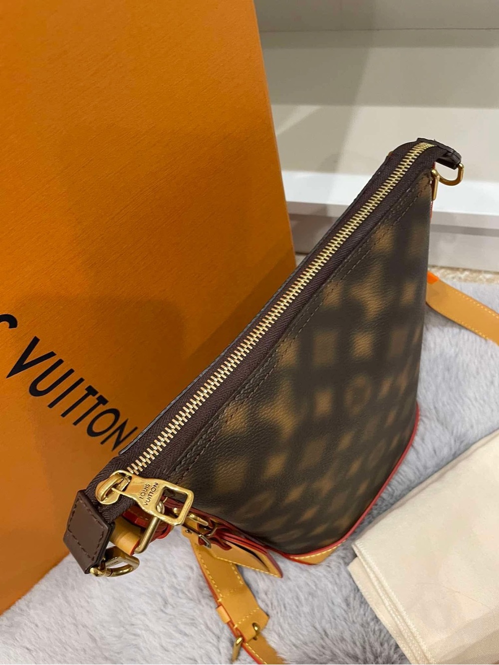 Louis Vuitton Limited Edition Hobo Cruiser PM Blurry Monogram - Picture 12 of 13